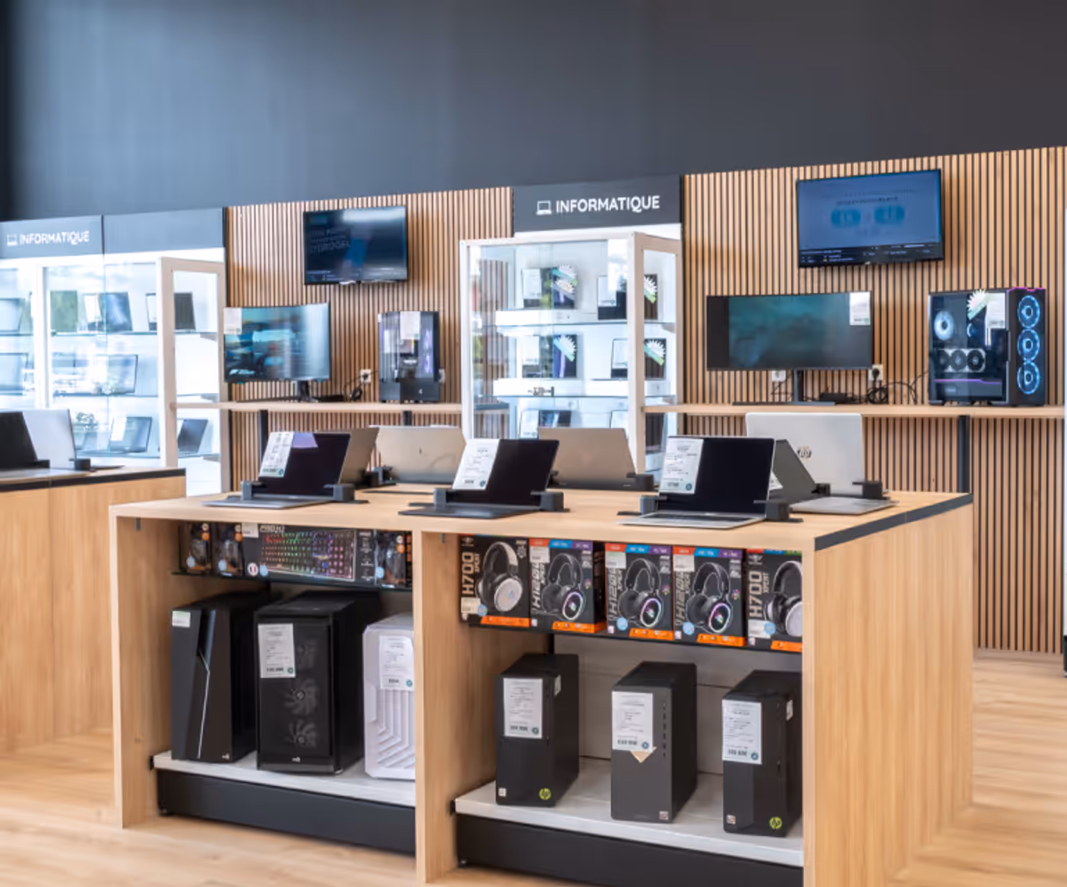Un magasin Cash Converters