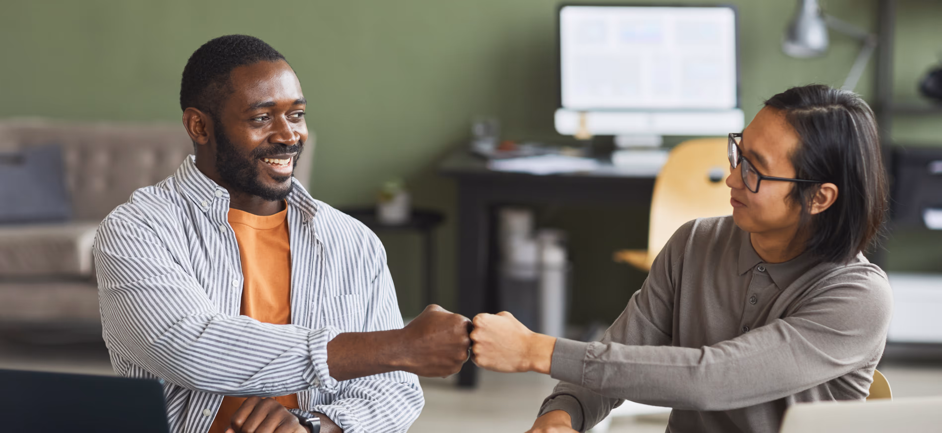 Consultant Vizion en réunion stratégique avec un client B2B